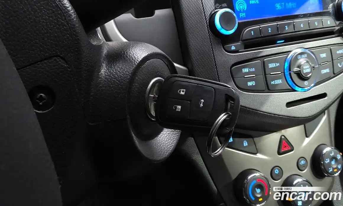 Chevrolet Aveo 2016 1.4 Автомат в Москве № 42320, фото 19