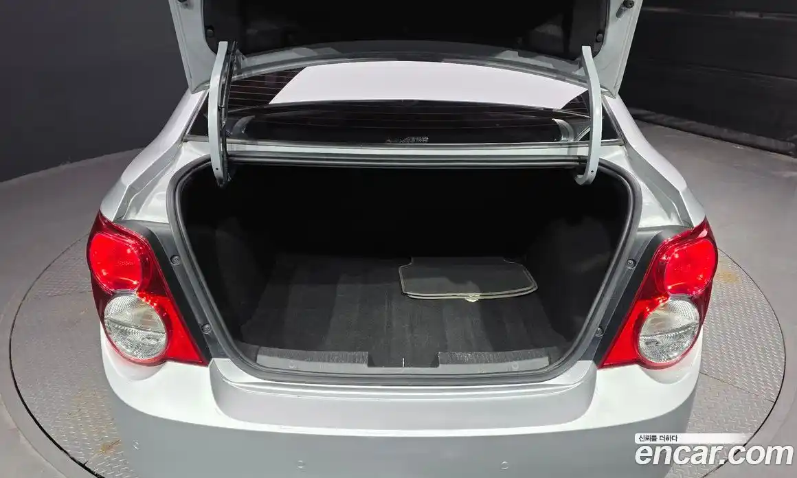 Chevrolet Aveo 2016 1.4 Автомат в Москве № 42320, фото 10