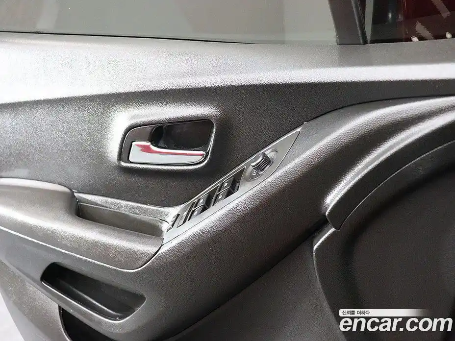 Chevrolet Trax 2015 1.4 Автомат в Москве № 42328, фото 13