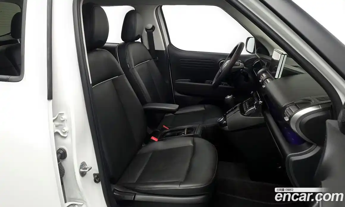 Hyundai Casper 2023 1.0 Автомат в Москве № 42691, фото 11