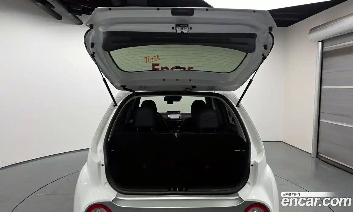 Hyundai Casper 2023 1.0 Автомат в Москве № 42691, фото 20