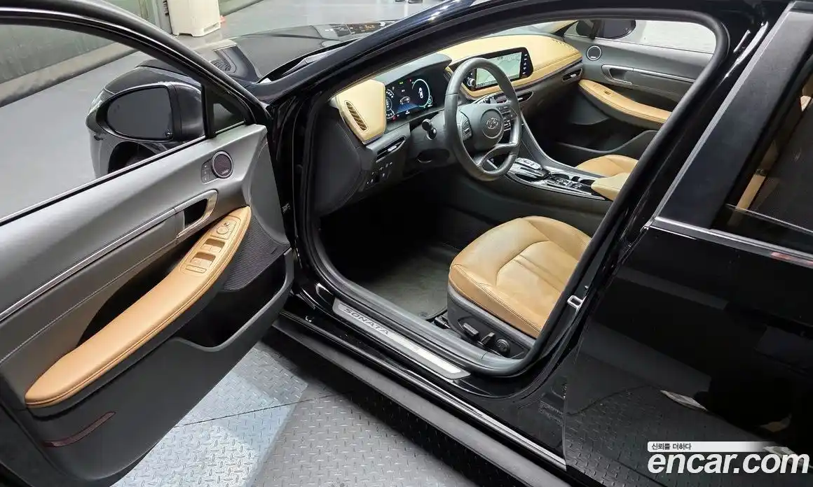 Hyundai Sonata 2023 2.0 Автомат в Москве № 46399, фото 12