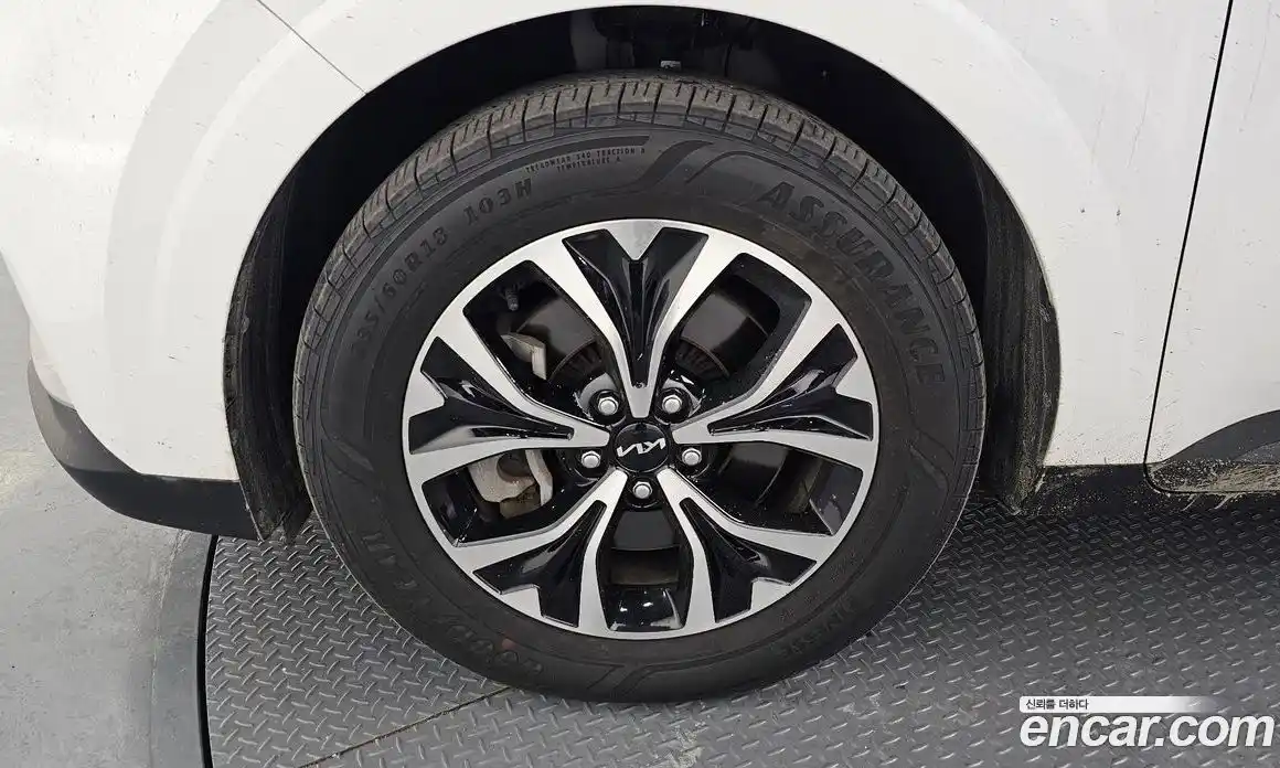 Kia Canival 2023 3.5 Автомат в Москве № 50490, фото 11