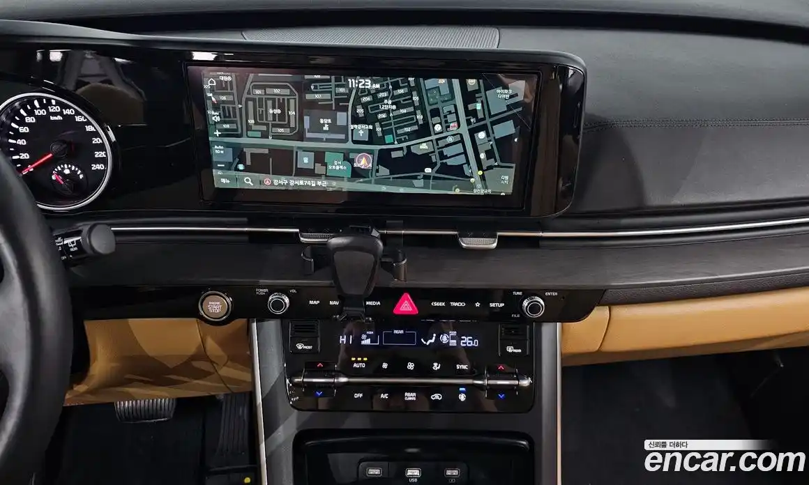 Kia Canival 2023 3.5 Автомат в Москве № 50490, фото 18