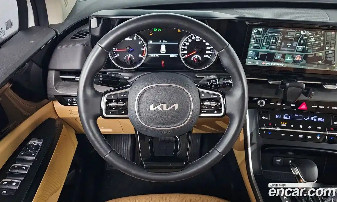 Kia Canival 2023 3.5 Автомат в Москве № 50490, фото 20