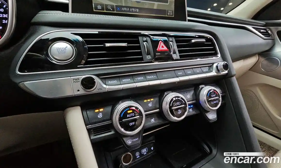 Genesis G70 2018 2.0 Автомат в Москве № 56702, фото 13