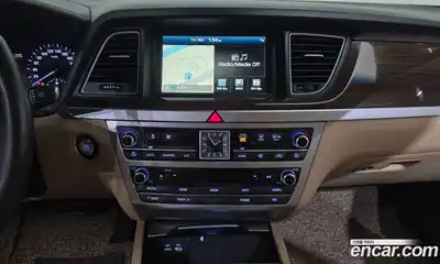 Genesis G80 2018 2.2 Автомат в Москве № 58042, миниатюра 10