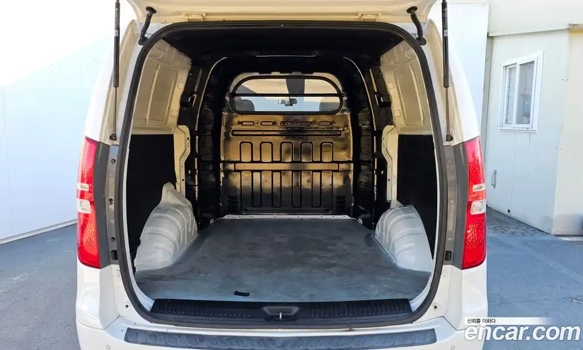 Hyundai Starex 2021 2.5 Автомат в Москве № 6112, фото 15