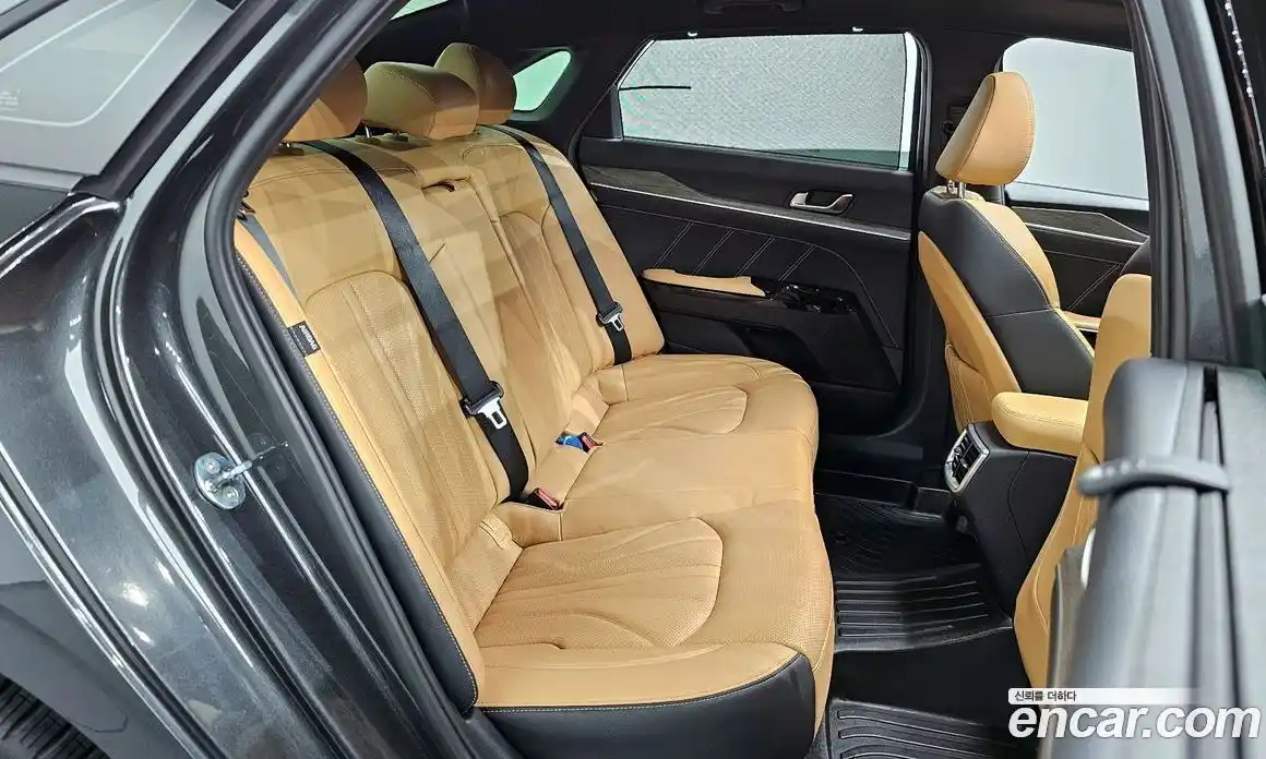 Kia K5 2023 1.6 Автомат в Москве № 75069, фото 3