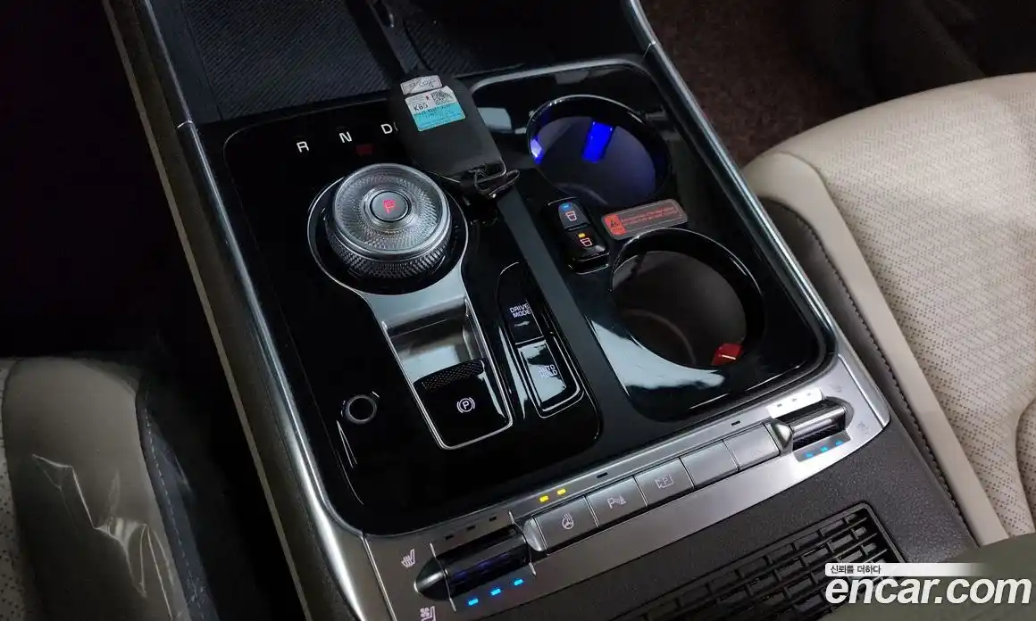 Kia Canival 2024 3.5 Автомат в Москве № 101236, фото 17