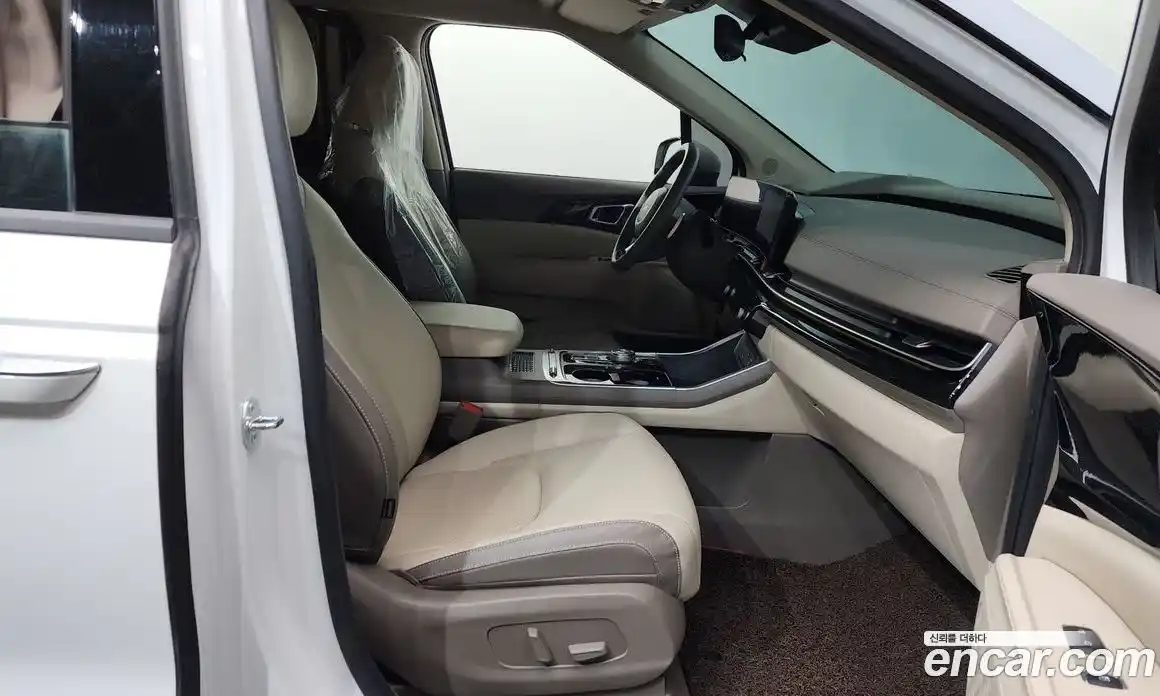 Kia Canival 2024 3.5 Автомат в Москве № 101236, фото 8