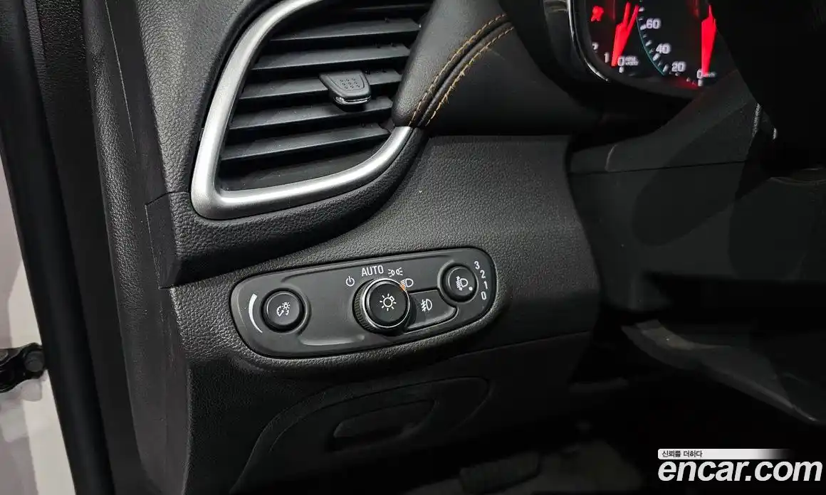 Chevrolet Trax 2020 1.4 Автомат в Москве № 105865, фото 9