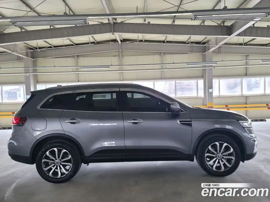 Renault QM6 2022 2.0 Автомат в Москве № 106726, фото 20