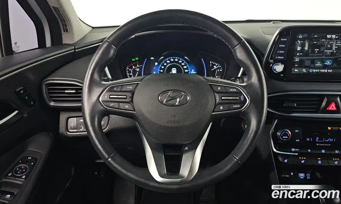 Hyundai Santa Fe 2019 2.0 Автомат в Москве № 110513, фото 13