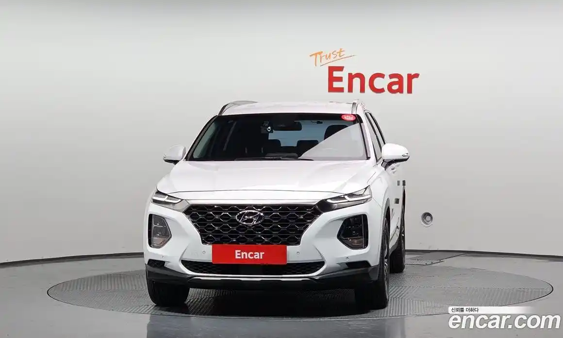 Hyundai Santa Fe 2019 2.0 Автомат в Москве № 110513, фото 3