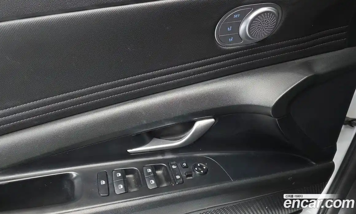 Hyundai Avante 2023 1.6 Автомат в Москве № 111484, фото 17