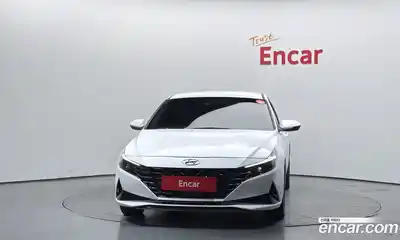 Hyundai Avante 2023 1.6 Автомат в Москве № 111484, миниатюра 3