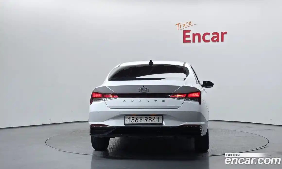 Hyundai Avante 2023 1.6 Автомат в Москве № 111484, фото 4