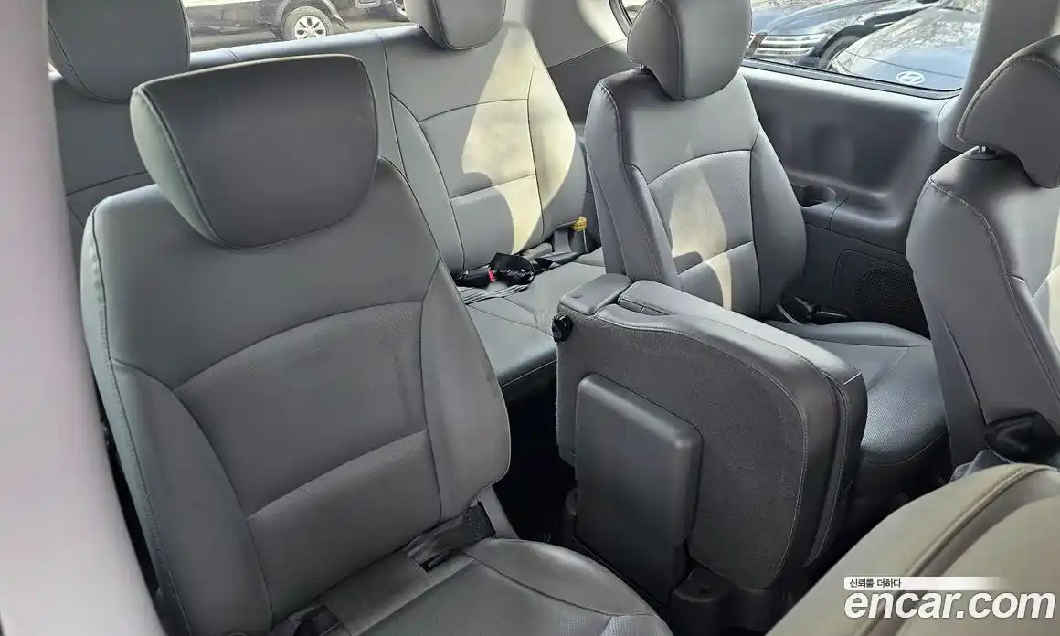 Hyundai Starex 2018 2.5 Автомат в Москве № 111718, фото 16