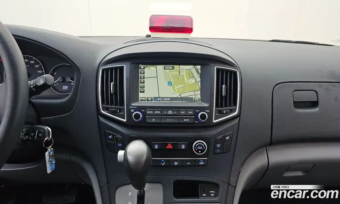 Hyundai Starex 2018 2.5 Автомат в Москве № 111718, фото 20