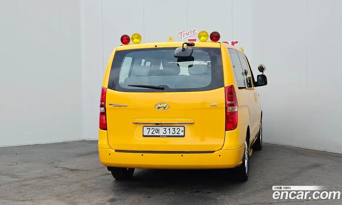 Hyundai Starex 2018 2.5 Автомат в Москве № 111718, фото 3