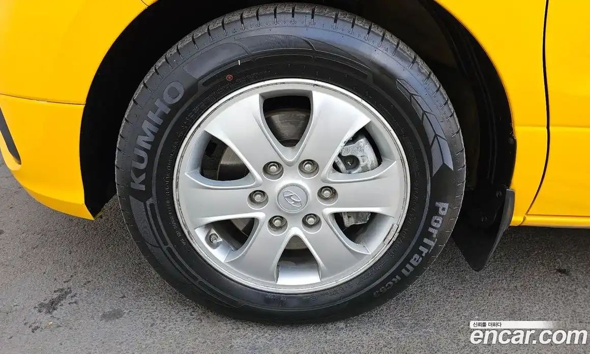 Hyundai Starex 2018 2.5 Автомат в Москве № 111718, фото 5