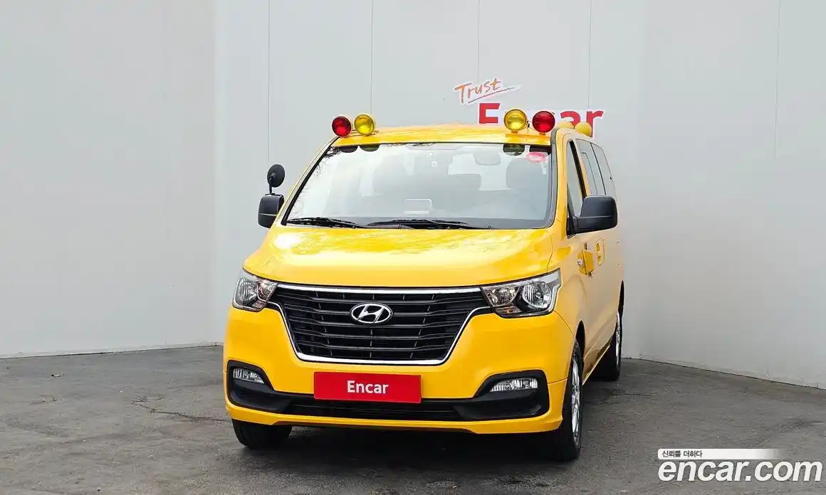 Hyundai Starex 2018 2.5 Автомат в Москве № 111718, фото 7