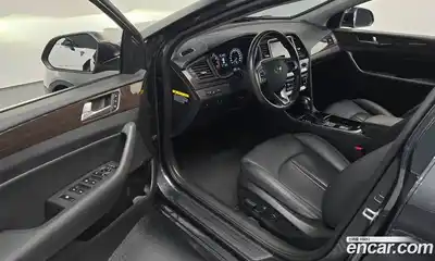 Hyundai Sonata 2018 2.0 Автомат в Москве № 111928, миниатюра 12