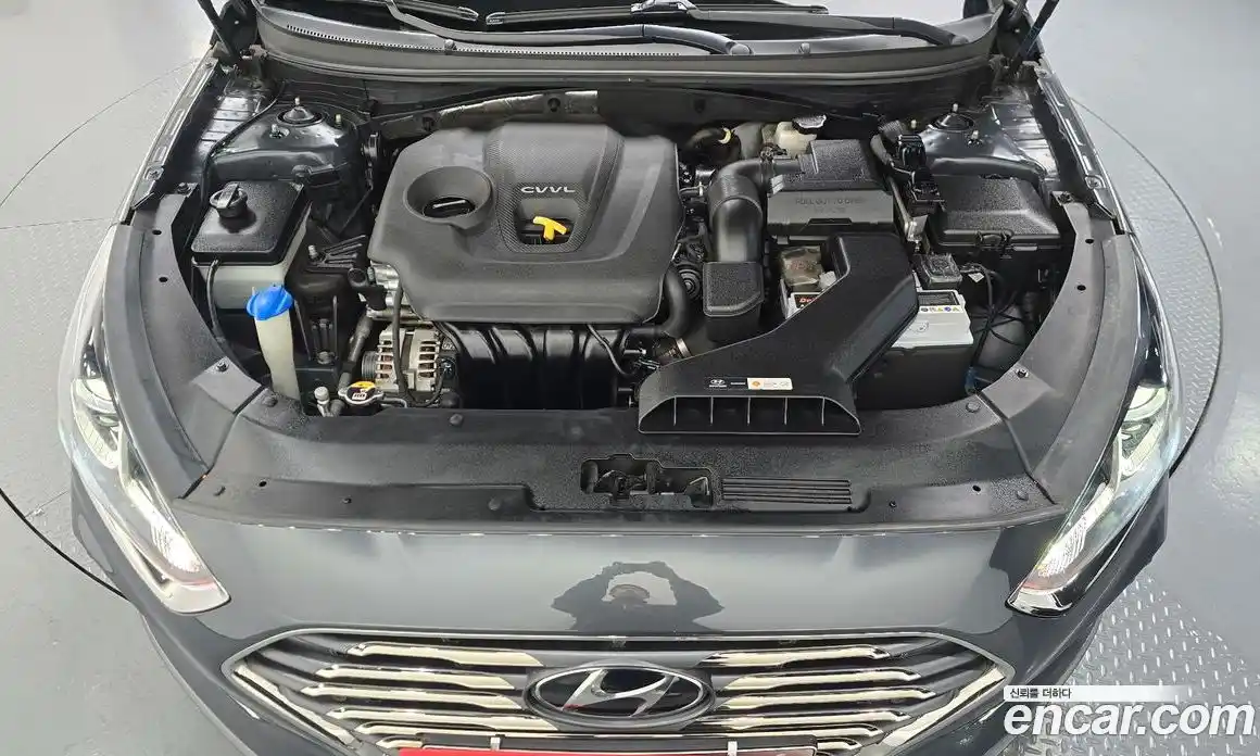 Hyundai Sonata 2018 2.0 Автомат в Москве № 111928, фото 19