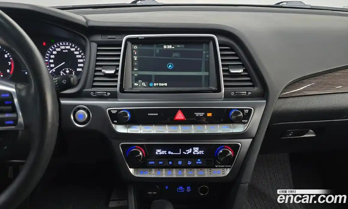 Hyundai Sonata 2018 2.0 Автомат в Москве № 111928, фото 20