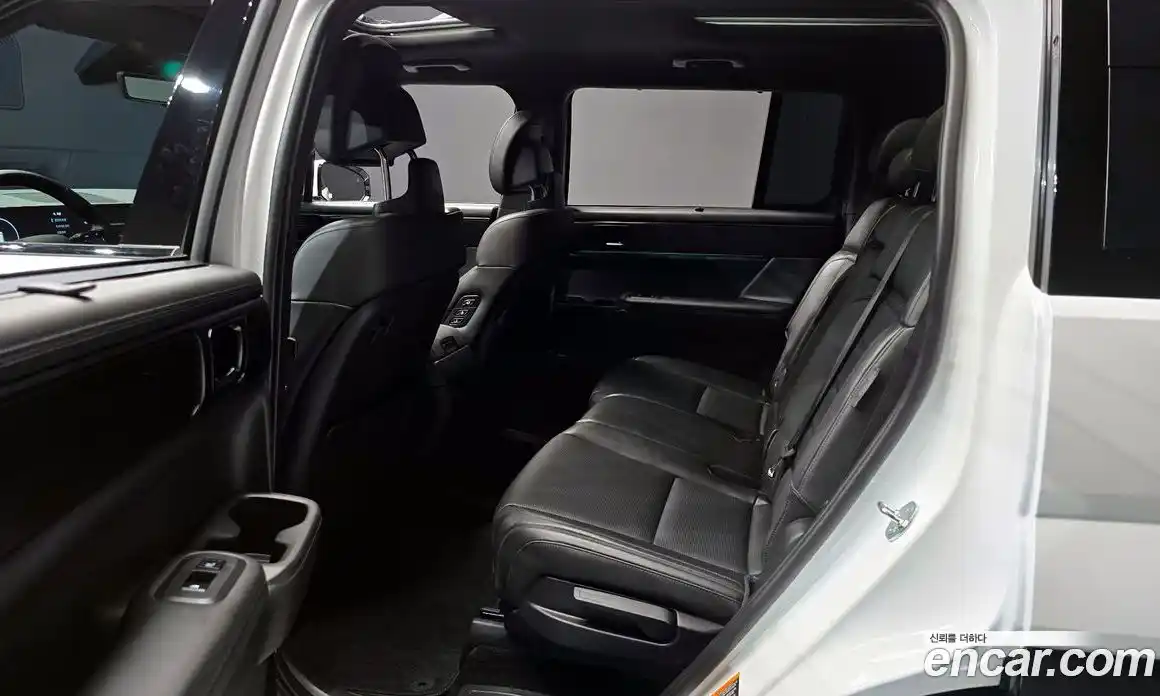 Hyundai Santa Fe 2024 1.6 Автомат в Москве № 111996, фото 13