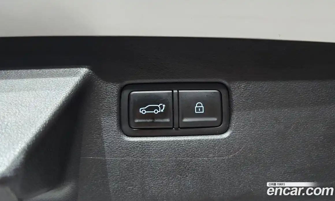 Hyundai Santa Fe 2024 1.6 Автомат в Москве № 111996, фото 18