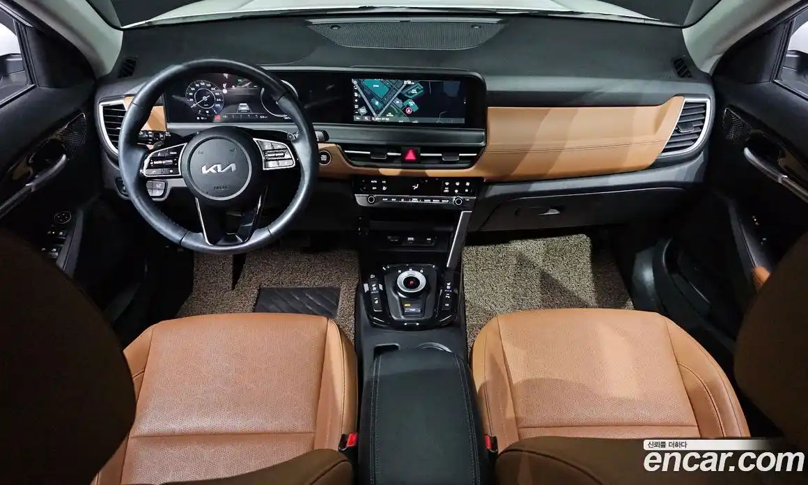 Kia Seltos 2023 1.6 Автомат в Москве № 115759, фото 5