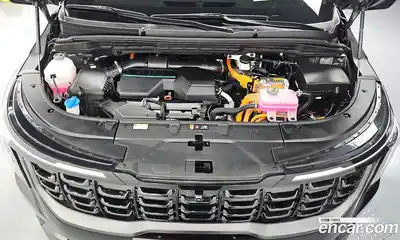 Kia Canival 2024 1.6 Автомат в Москве № 120864, миниатюра 11