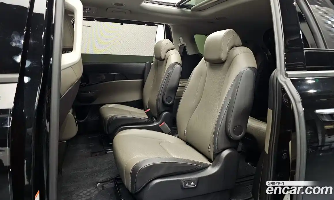 Kia Canival 2024 1.6 Автомат в Москве № 120864, фото 19