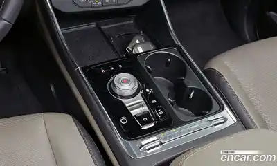 Kia Canival 2024 1.6 Автомат в Москве № 120864, миниатюра 3