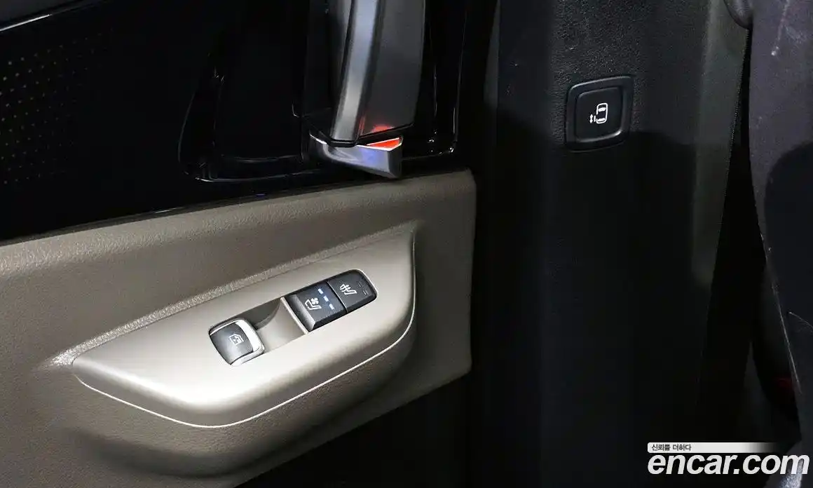 Kia Canival 2024 1.6 Автомат в Москве № 120864, фото 7