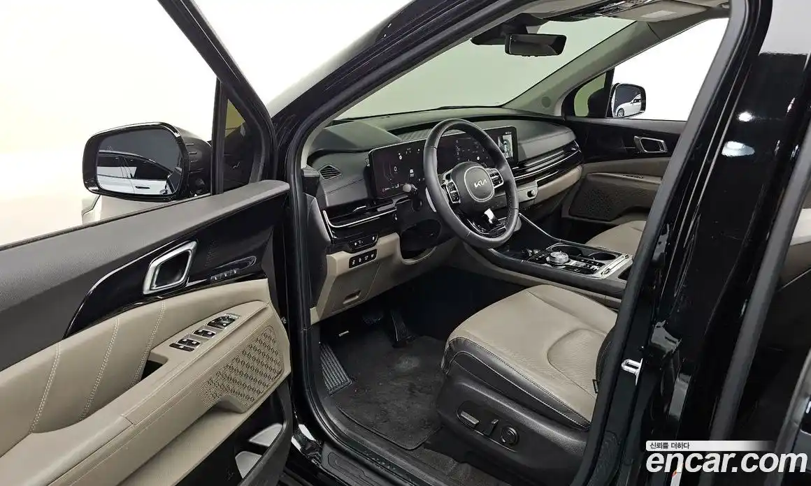 Kia Canival 2024 1.6 Автомат в Москве № 120864, фото 10