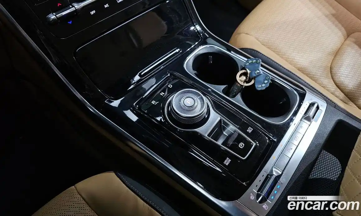 Kia Canival 2023 2.2 Автомат в Москве № 121848, фото 16