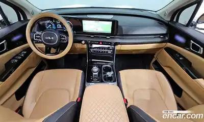 Kia Canival 2023 2.2 Автомат в Москве № 121848, миниатюра 9