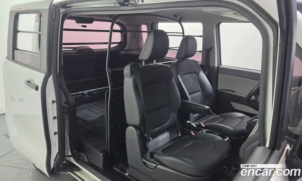 Kia Ray 2018 1.0 Автомат в Москве № 122172, фото 14