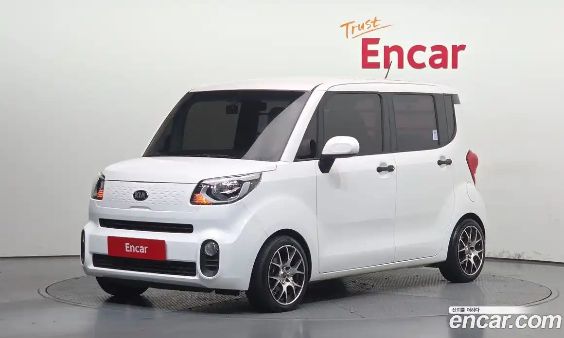 Kia Ray 2018 1.0 Автомат в Москве № 122172, фото 16