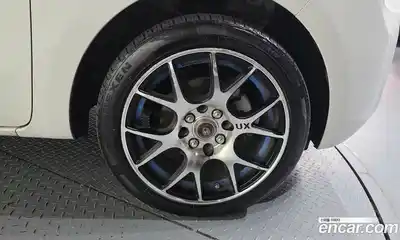 Kia Ray 2018 1.0 Автомат в Москве № 122172, миниатюра 2