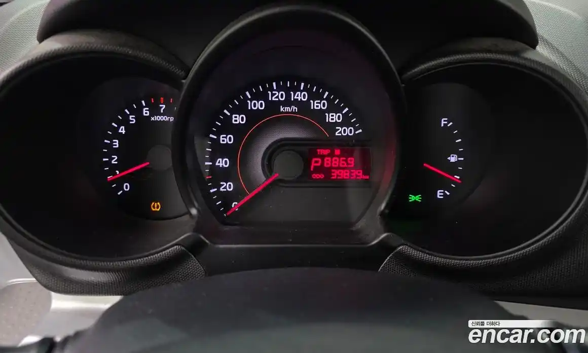 Kia Ray 2018 1.0 Автомат в Москве № 122172, фото 8