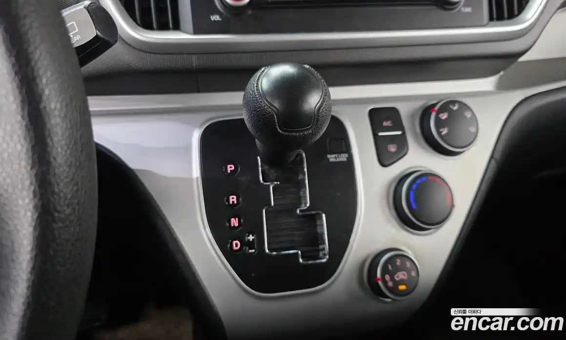 Kia Ray 2018 1.0 Автомат в Москве № 122172, фото 9