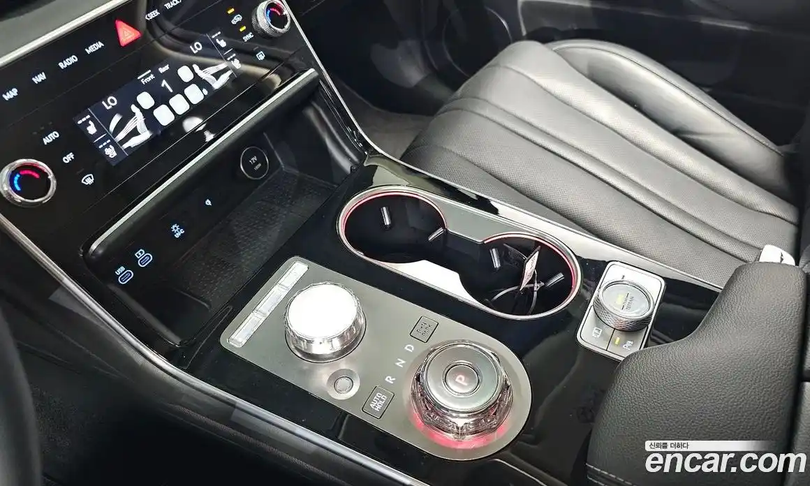 Genesis GV80 2024 2.5 Автомат в Москве № 122569, фото 16