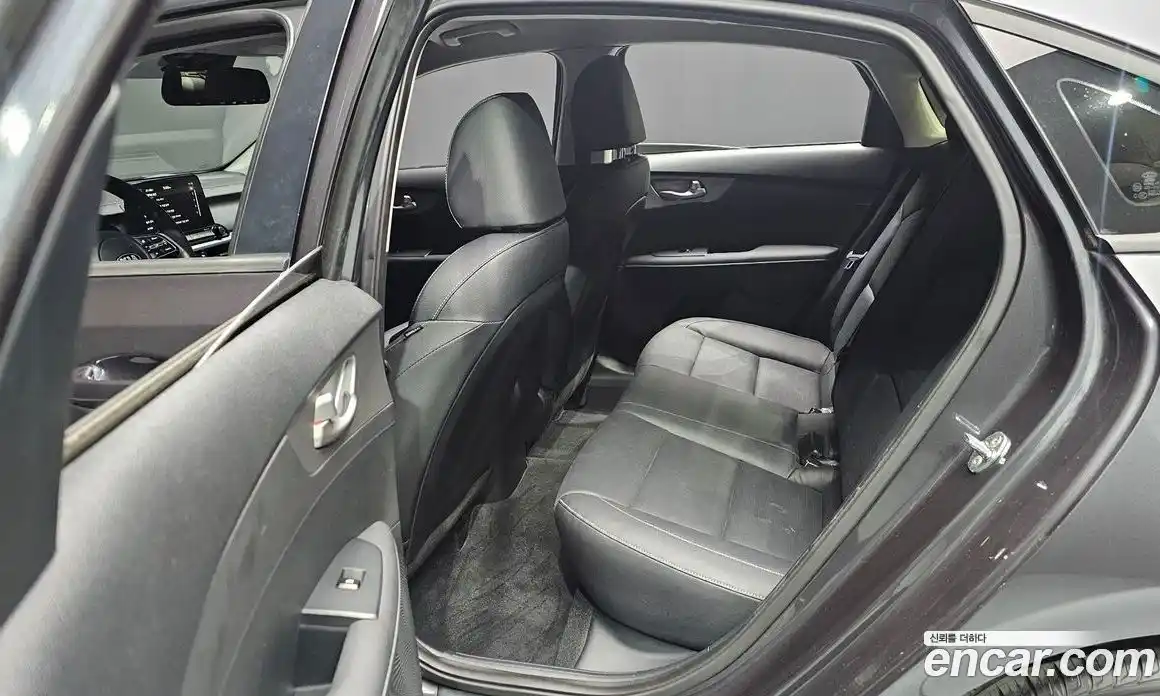 Kia K3 2020 1.6 Автомат в Москве № 122854, фото 20