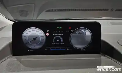 Hyundai Staria, 2023