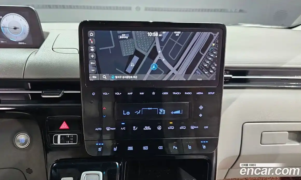 Hyundai Staria 2023 2.2 Автомат в Москве № 124976, фото 13