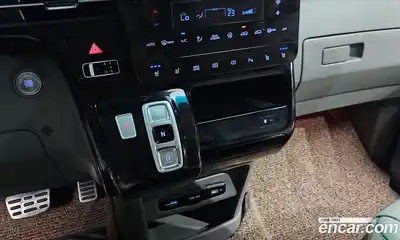 Hyundai Staria 2023 2.2 Автомат в Москве № 124976, миниатюра 3